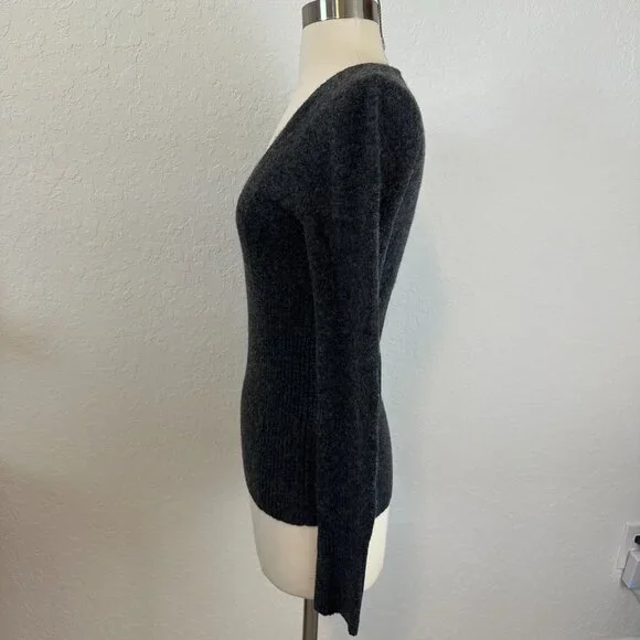 Victoria's Secret M Angel Boucle Fitted Charcoal Grey Cozy Warm Sweater - Picture 7 of 7